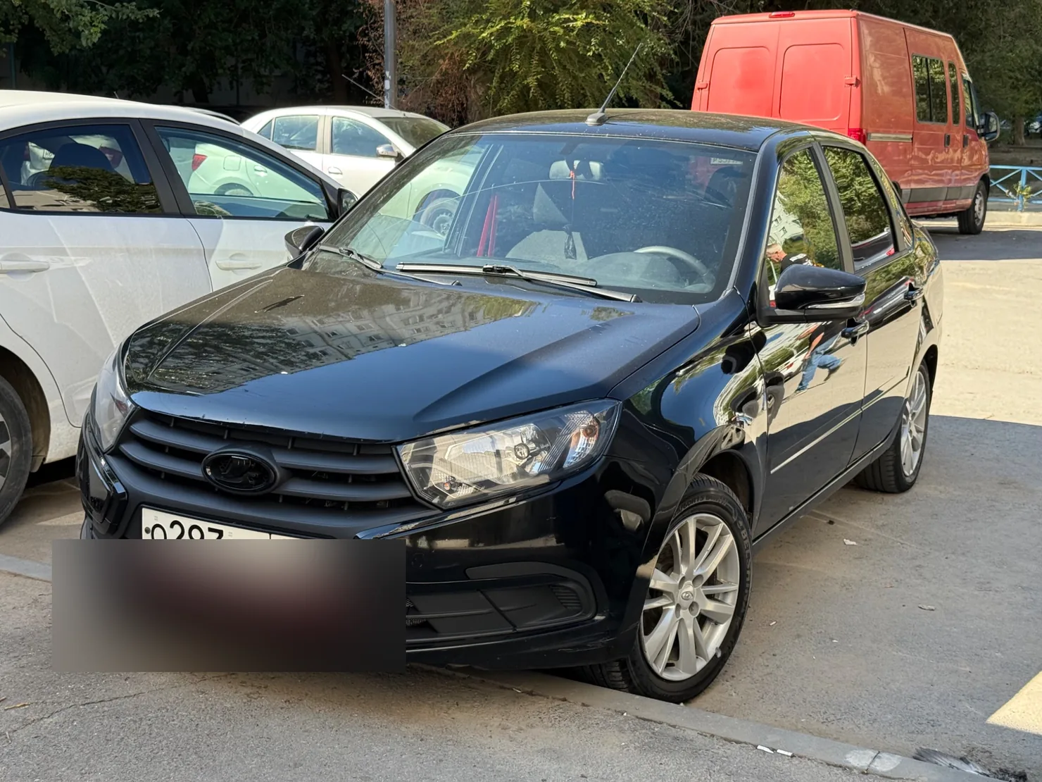 Реальный выкупленный автомобиль: чёрная lada granta